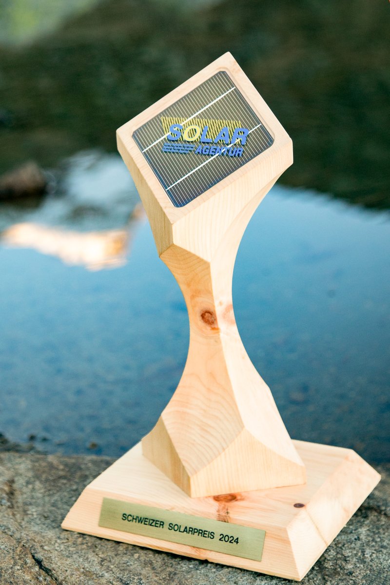 Gestern wurde die SSES für ihr über 50 jähriges Engagement für die Solarenergie mit dem Schweizer Solarpreis 2024 geehrt 😍 Wir freuen uns riesig und danken ganz herzlich für diese tolle Würdigung unserer langjährigen Arbeit! 🫶

#Solarpreis #50jahre #solarpionier #solar4alle