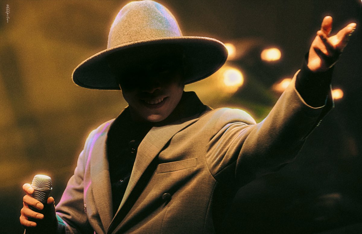 241006 241013 
뮤지컬 이터니티 커튼콜

블루닷 :: #변희상 배우님
카이퍼 :: #이봉준 배우님
머머 :: #박유덕 배우님

영원한 난 
𝐸𝑡𝑒𝑟𝑛𝑖𝑡𝑦🪐