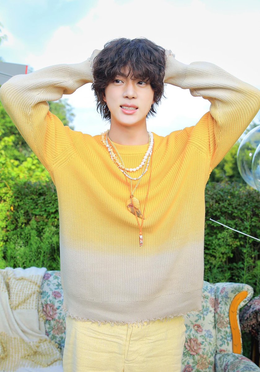 BTS jin ジン LA pop up フーディ Mサイズ BTS JINのポップアップストア「POP-UP：Running Wild to Happiness」が