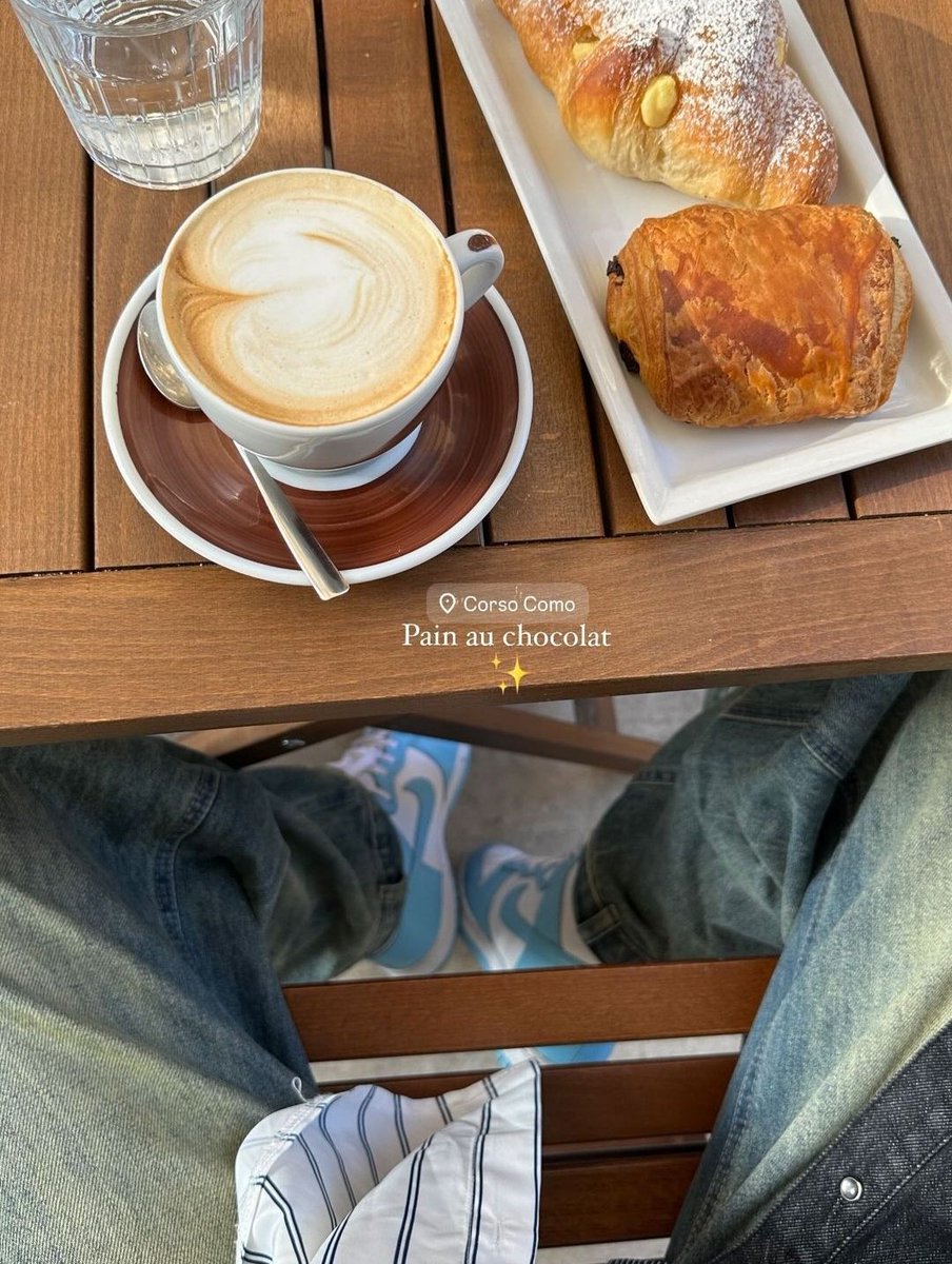 Fabyarthelier's tweet photo. Antonella fa carico di zuccheri perché stasera c'è Pechino 🤣❤️
Godiamoci le ultime puntate perché sul prossimo ho bassissime aspettative
#fiorde #pechinoxpress https://t.co/TT597OvQxk