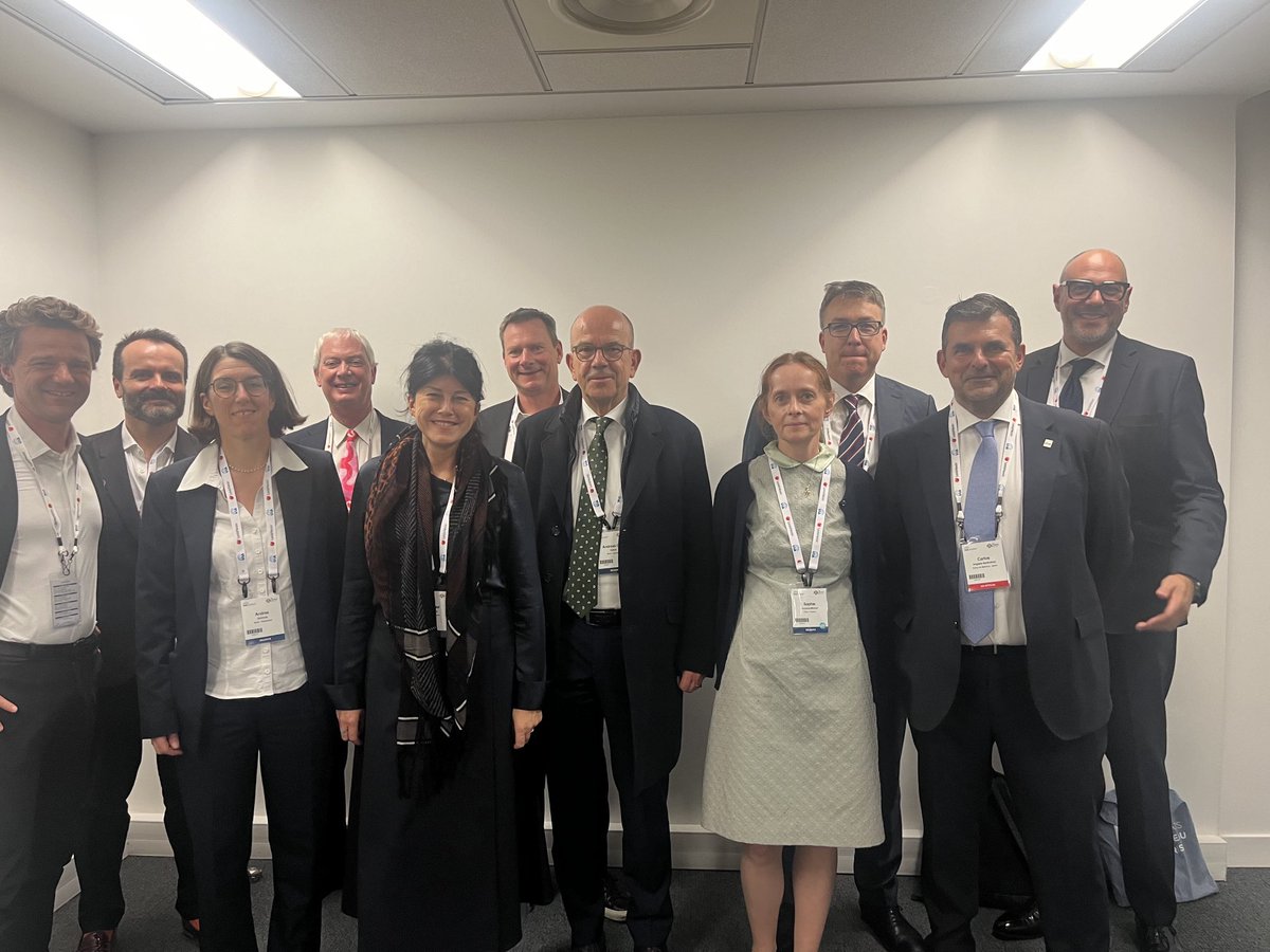 This happy band!

⁦<a href="/UnionIntAvocats/">UIA</a>⁩ Paris meeting - International Estates law commission

⁦<a href="/Dawson_Cornwell/">Dawson Cornwell</a>⁩ shaping family law