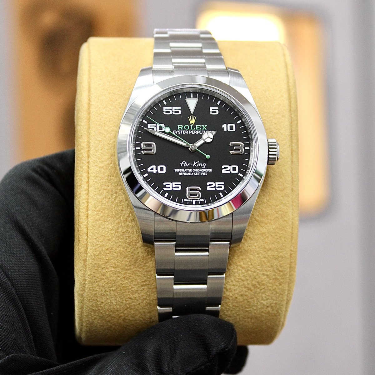 chronofinder's tweet photo. The Rolex Air-King 116900 has to be one of the best looking watches in its price bracket! 💯

Do you agree?

https://t.co/gG0rYVuklT https://t.co/q6My4Rwf4e