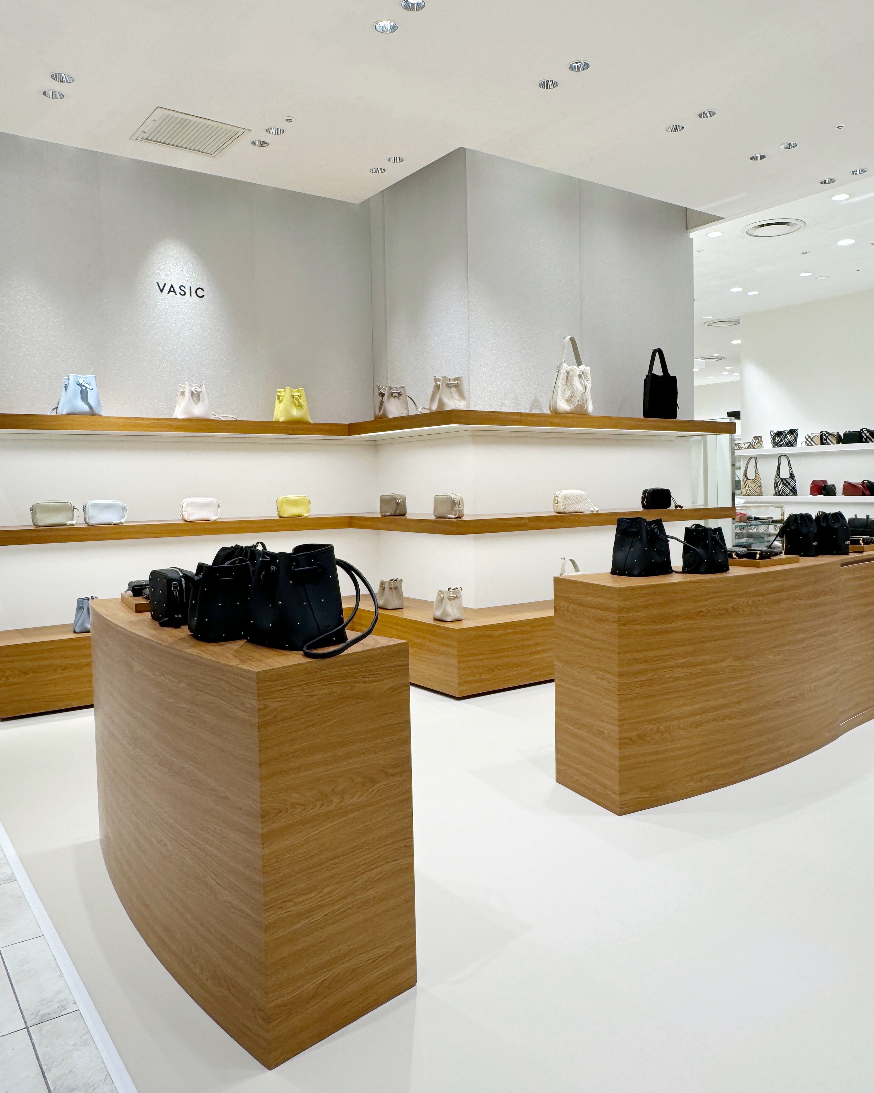 伊勢丹新宿店 (公式) on X: 伊勢丹新宿店 (公式) on X: