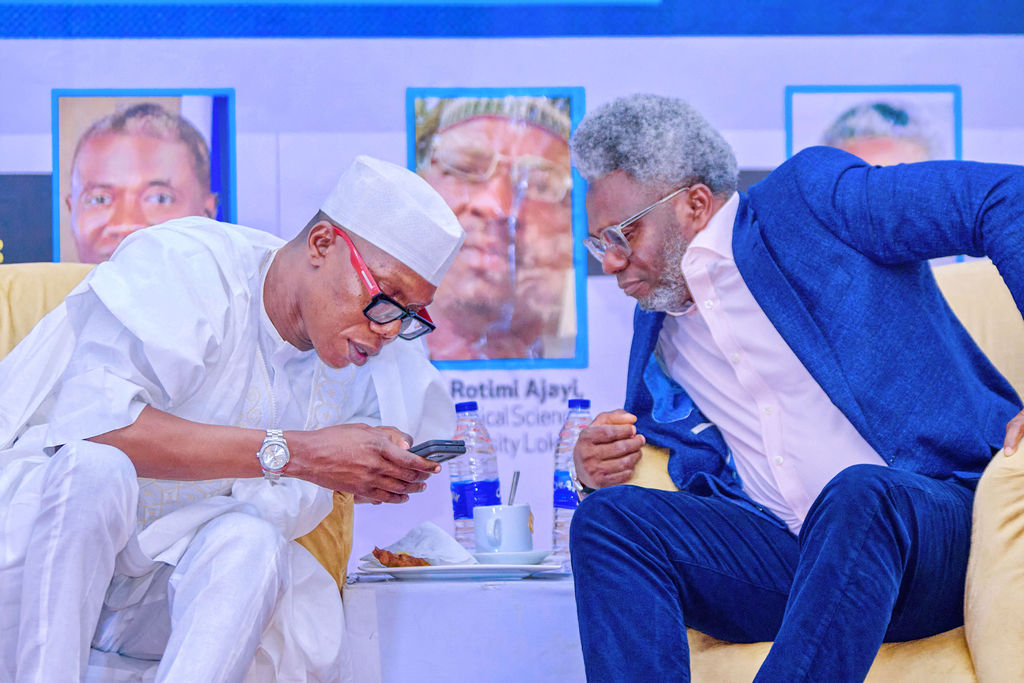 GOCOPNG's tweet photo. Director of Research and Documentation, Tukur Buratai Research Center, Dr Mohammed Sani Abubakar, representing former Chief of Army Staff, Lieutenant General Tukur Yusufu Buratai, and Head of the Media Relations at the Nigerian Communications Commission (NCC), Dr. Omoniyi Ibietan https://t.co/ha5XOBcxBL