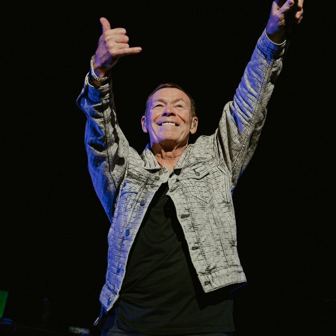 llangollen_Eist's tweet photo. Iconic British reggae band @UB40 Featuring Ali Campbell are heading to Llangollen Pavilion next Summer with very special guests @BittyMcLean1 &amp; @patobanton 

Tickets on sale now 🎟️ https://t.co/r1rIiK9UaC https://t.co/PDPFymngL6
