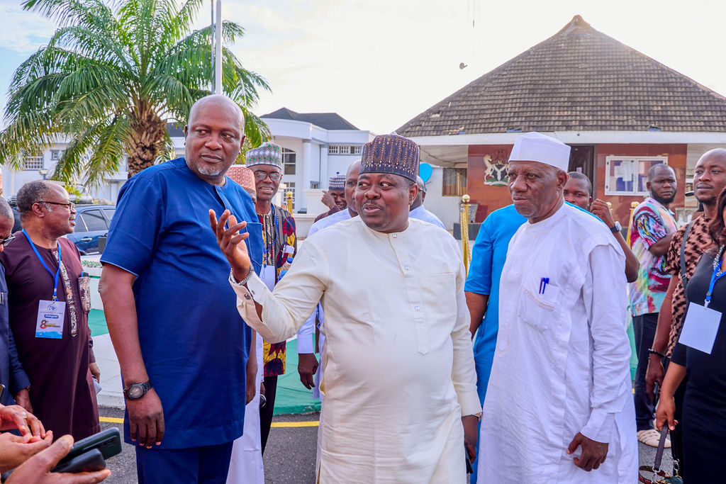 GOCOPNG's tweet photo. President Emeritus Oladipo Dotun and other members of the Guild of Corporate Online Publishers (GOCOP) on a visit to Government House, Lokoja, Kogi State. https://t.co/RcfISBMIKj