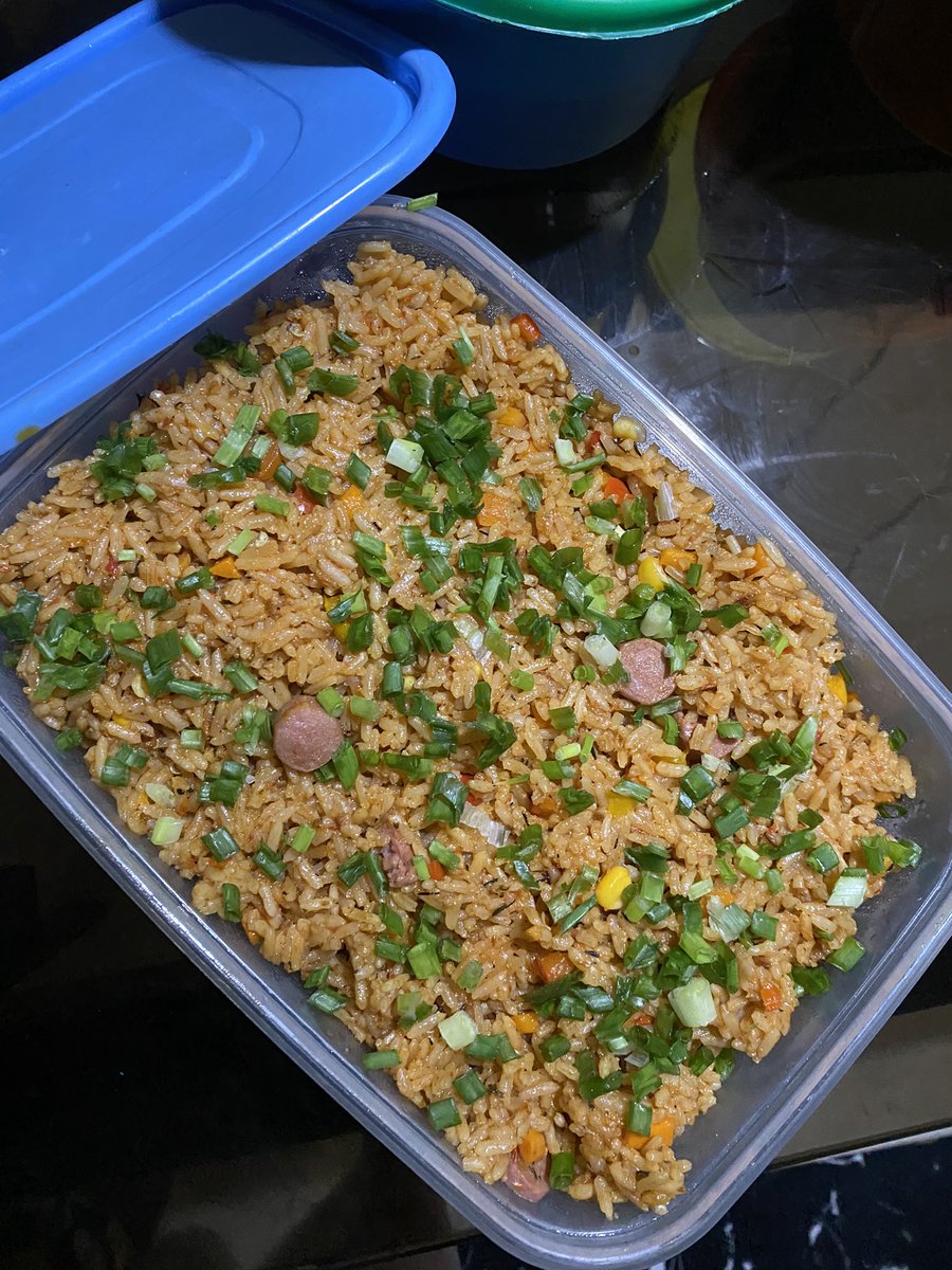 JHavanah's tweet photo. Hiii guys..
My sister, who is a culinary chef and the best cook I know just started her food business. She makes food In liters (both African and intercontinental dishes), and we deliver anywhere in Lagos.🥹

Pleasee, retweet and patronize her.🧎‍♀️
09053036824. https://t.co/9BVeBlhafw