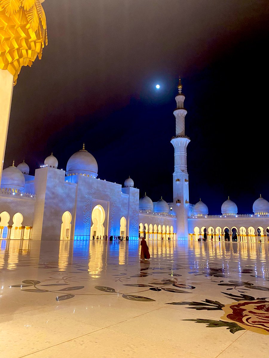 eesrshin's tweet photo. Sheikh Zayed Grand Mosque 🕌 https://t.co/tFjNt40ct7