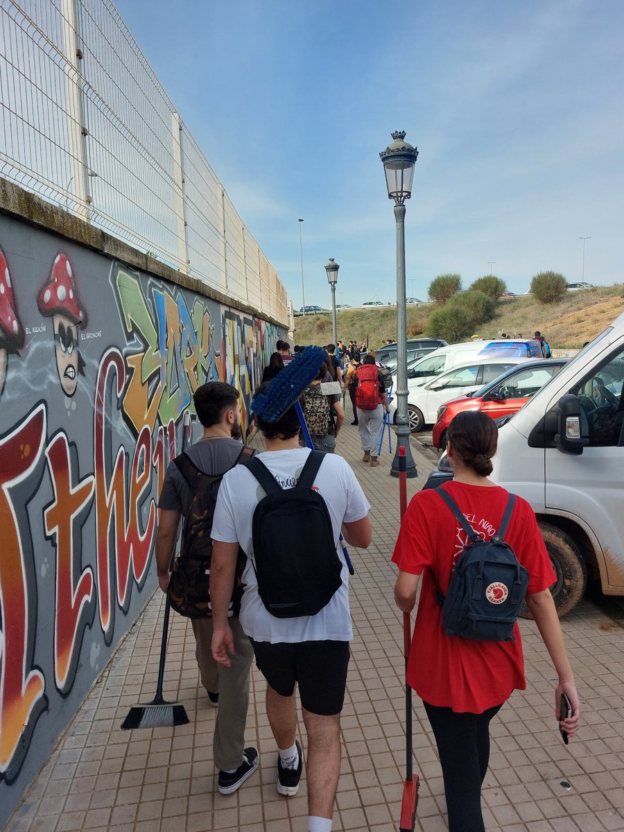 Dion Mebius tweet media