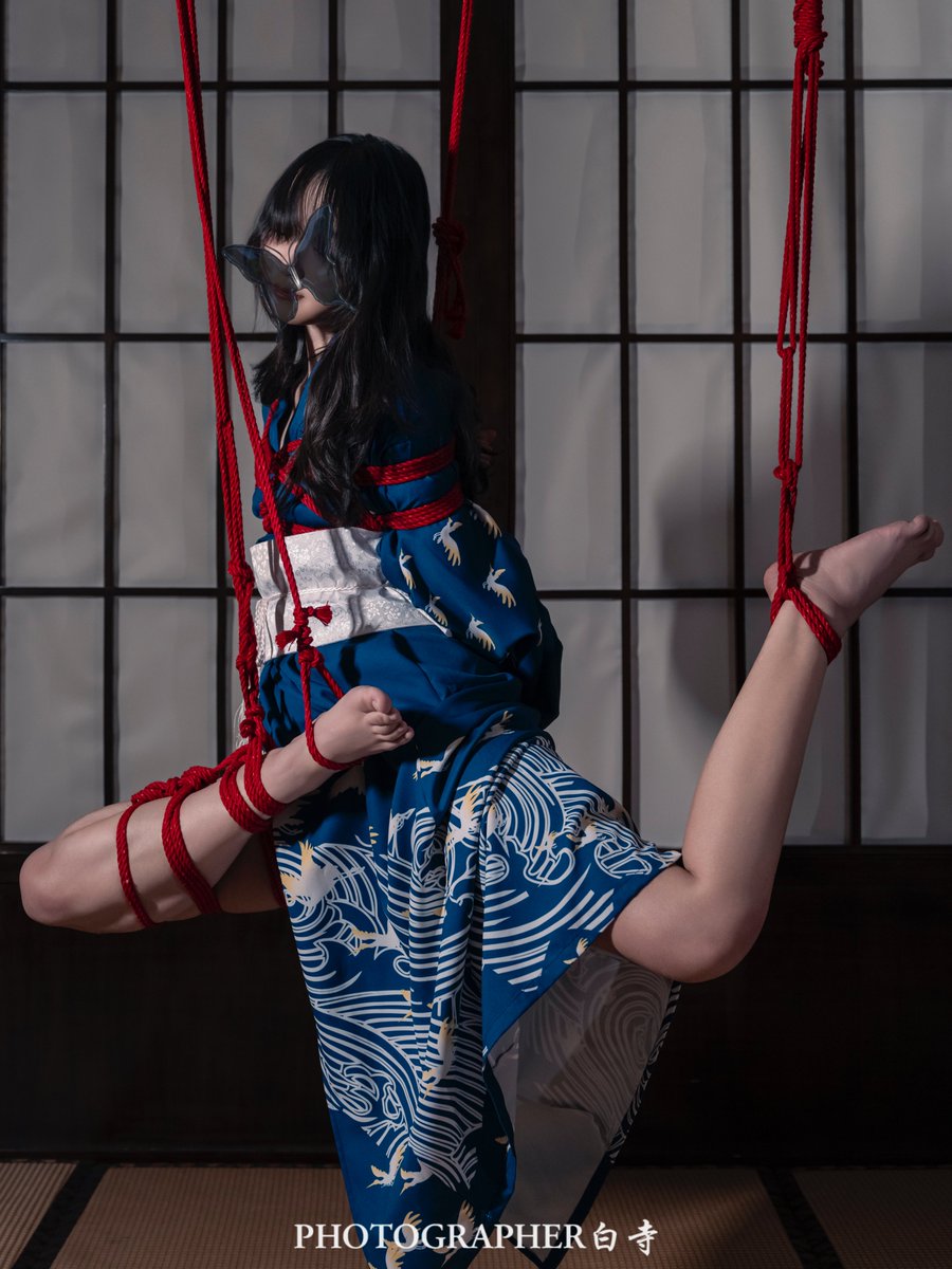 红与蓝
rope @laohu027
phographer @whiteplace_1 https://t.co/qySMYjVTpl