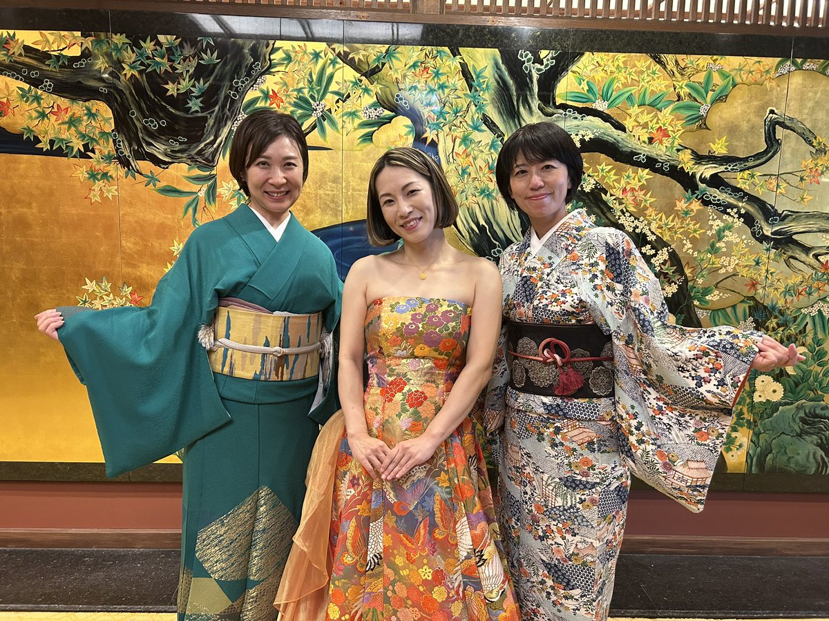 negimarisa's tweet photo. 本日は、百人着物イベントにて
演奏させて頂きました。
皆様、お着物がステキ💓

ありがとうございました😊
#百人きもの https://t.co/oE2hKn4Cbk