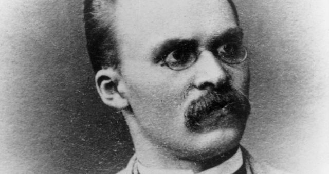 4/4: "Nous voulons être les poètes de notre vie" 🧑‍🎨👩🏽‍🎨

Quelle est la morale de Nietzsche dans "Le Gai savoir"?

Réponse dans le dernier épisode de la série ⬇️⬇️⬇️
radiofrance.fr/franceculture/…
