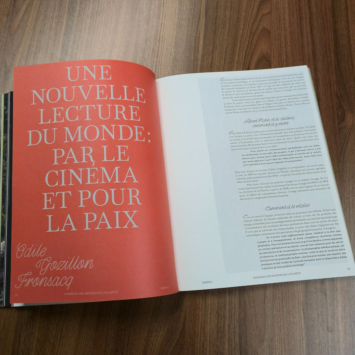 [Focus catalogue]

Dans la 2e partie du catalogue De l'Alsace au Monde, 2 articles analysent le travail d'AK sur ses Archives de la Planète.

J. Schweitzer traite d'abord de l'approche scientifique du projet, puis O. Gozillon-Fronsacq en détaille l'aspect cinématographique.