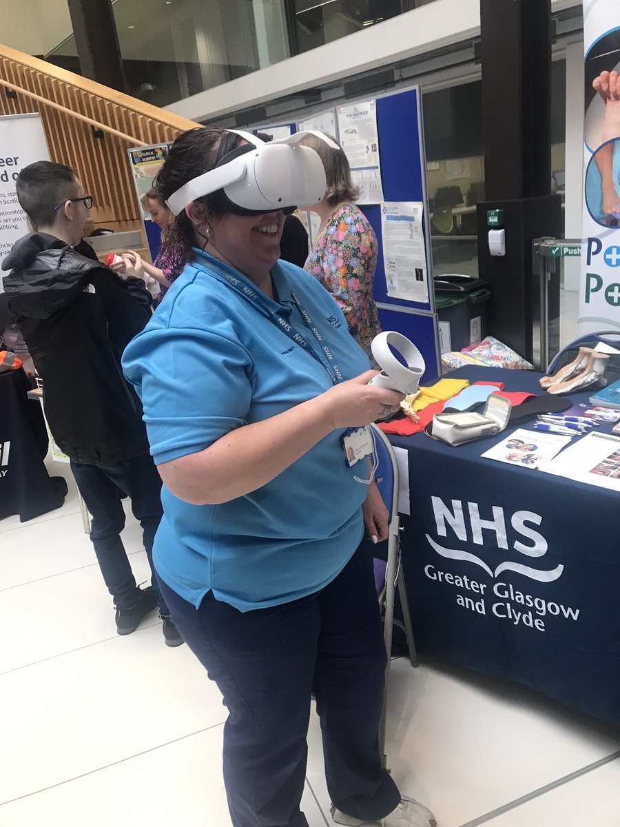 lisbot3000's tweet image. Come and try the VR experience and see what it’s like being a #dietitian #stemcityglasgow @NESnmahp @JenDick2019 @NHSGGCDiet @NHSGGC