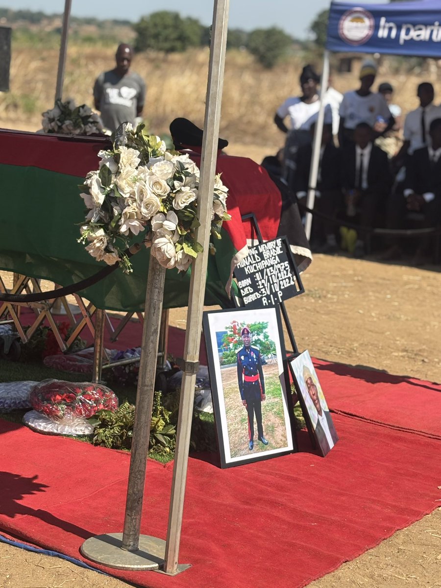 Babakuchi🇲🇼🇮🇳 tweet media