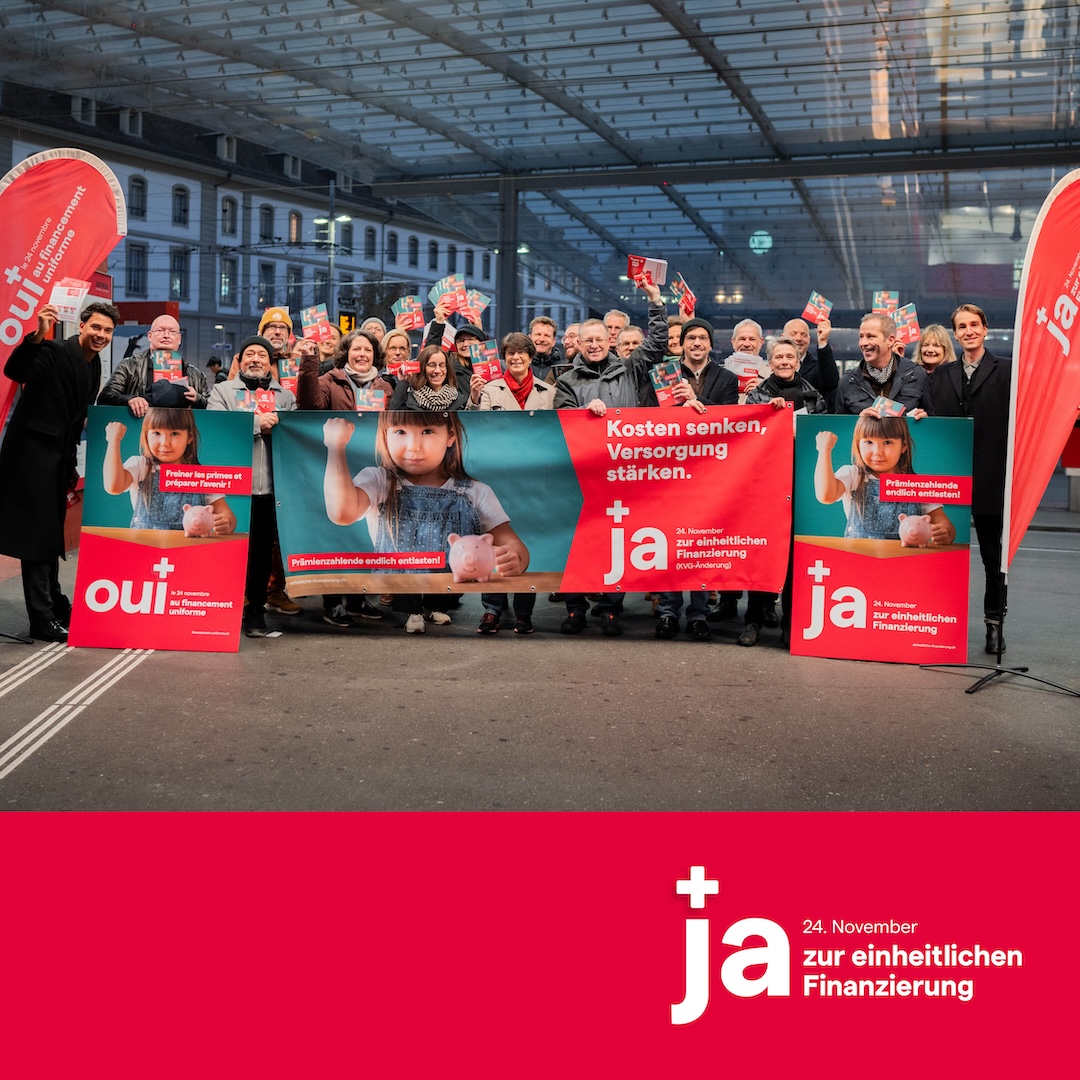 In den frühen Morgenstunden 🌒🥱 haben sich heute tatkräftige Unterstützer:innen auf den Weg nach Bern gemacht, um die Passant:innen von den Vorteilen der #EinheitlicheFinanzierung zu überzeugen. 💪

Wir danken allen für das grosse Engagement! ❤️

#Abst24 #CHVote