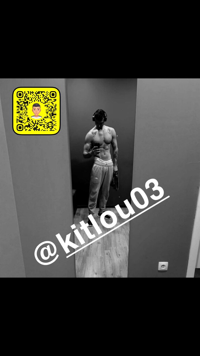 Boycottgrazzi's tweet photo. RT + add me
Et viens sur snap petit cadeau 👌🏼😅 https://t.co/oJyYG0sgTX