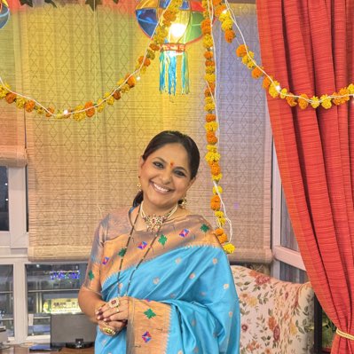 richaanirudh's tweet photo. #NewProfilePic #HappyDiwali https://t.co/5dG5eGvGq7