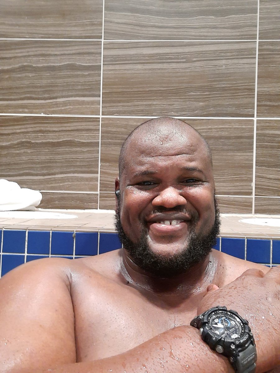 Dungafresh1's tweet photo. Early morning gym session and soak...great way to start the day. #MyWayBack #BeastMode #LockedIn https://t.co/9JrjGUmzsr