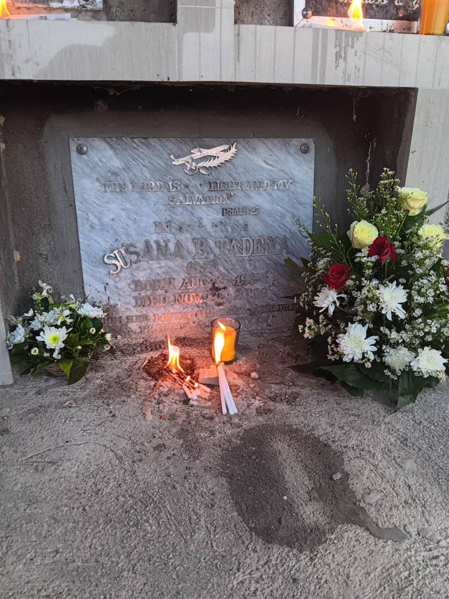 01kellythomas's tweet image. Eternal rest grant unto them, O Lord, and let perpetual light shine upon them.
May the souls of all the faithful departed,through the mercy of God, rest in peace.
~Amen~

#undas 
#allsaintsday