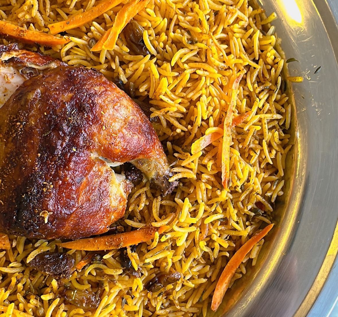 زووم على الجمال 😋

#مضغوط