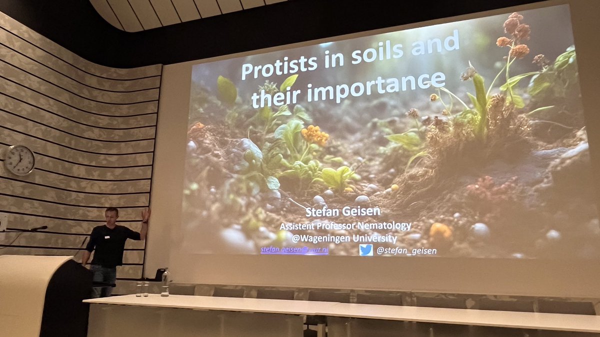 Akos T. Kovacs (@evolvedbiofilm) on Twitter photo #GMM2024 start with a Keynote by Stefan Geisen <a href="/stefan_geisen/">Stefan Geisen</a> (at @wur) Protists in soils and their importance
Learning about the wonders of soil #GMM2024 start with a Keynote by Stefan Geisen <a href="/stefan_geisen/">Stefan Geisen</a> (at @wur) Protists in soils and their importance
Learning about the wonders of soil