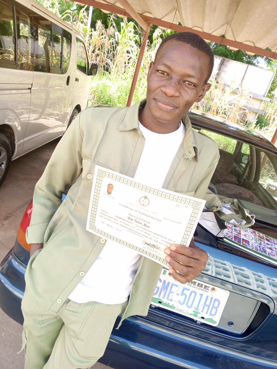 NathanBako's tweet photo. A distinguished comrade once said: "One's never really a full Nigerian until they've served".

Well, cheers to being fully Nigerian! 🇳🇬��

#BornoCorper
#GraceLife https://t.co/KhXXmUdUzx