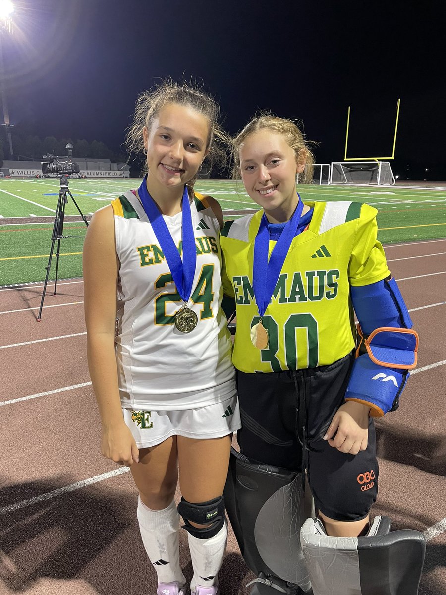 nr75ohm's tweet photo. Emmaus Field Hockey defends the Pennsylvania District XI 3A for the 36th consecutive year defeating Easton 6-1. 
Both Emmaus and Easton with represent District XI in the Pennsylvania 3A State Tournament. https://t.co/laBcLBViSx