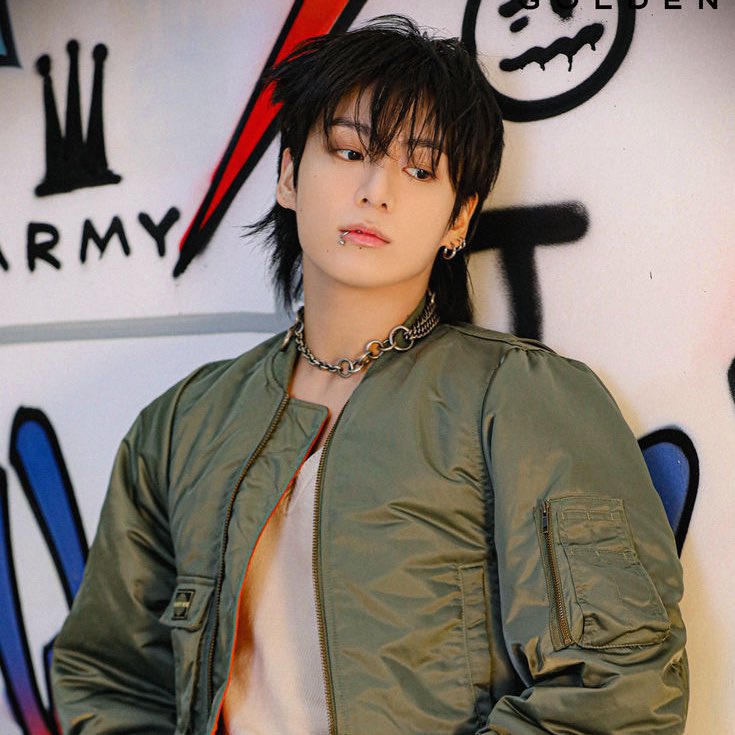 🛡️ Give me 5K REPLIES with letters and emojis!

👉 Repost and RT also count as a vote!
🗳️ I vote for #jungkook at #2024MAMAVOTE