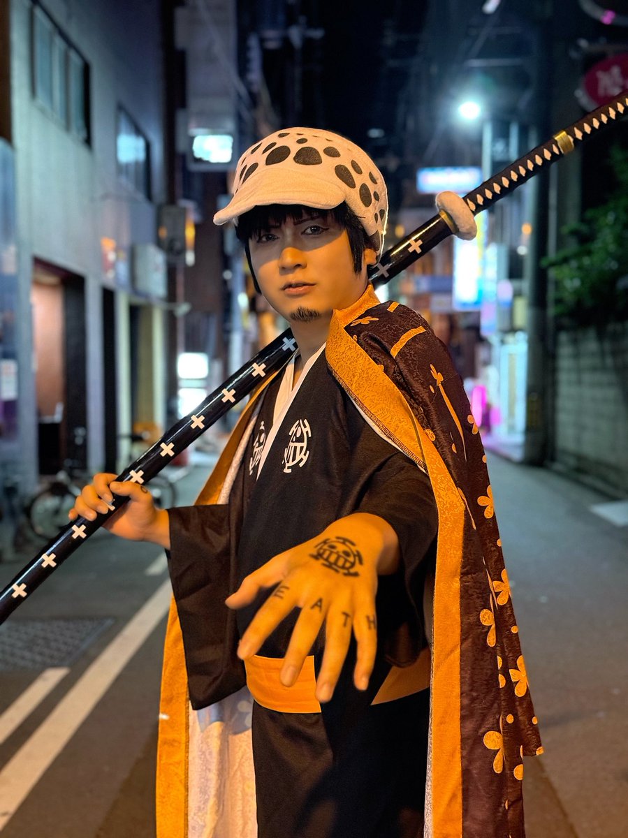 __CHASER__'s tweet photo. ハロウィン２日目は和の国ロー
#ワンピース #トラガルファー #ロー　#ハロウィン https://t.co/OZtRgRVVPN
