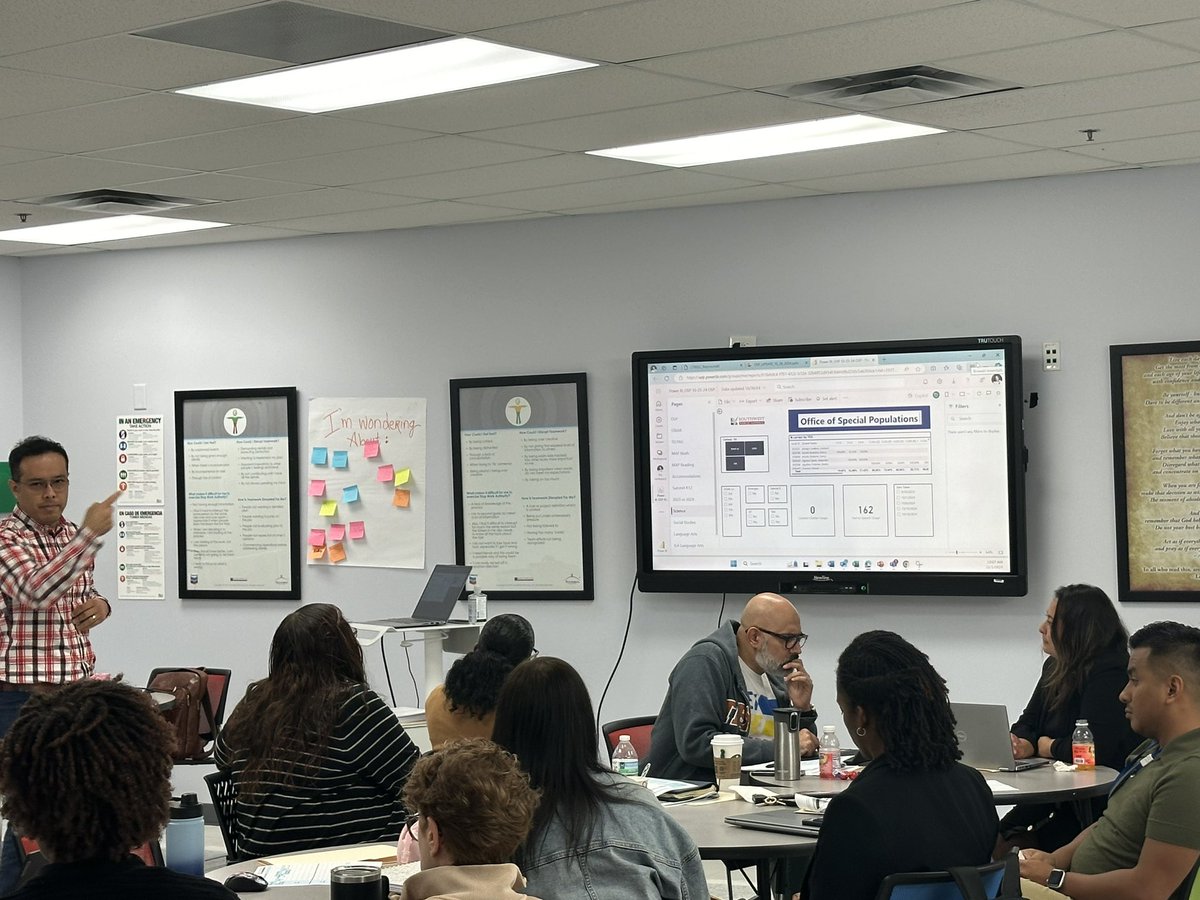 AnneMLeal's tweet photo. @swschoolstx Office of Special Populations Team meeting🙌Working together the ensure academic, linguistic, and socioemotional success for ALL students 💕 Together we will go faster, higher, and become stronger 🤩 https://t.co/XZSQd7MGYv