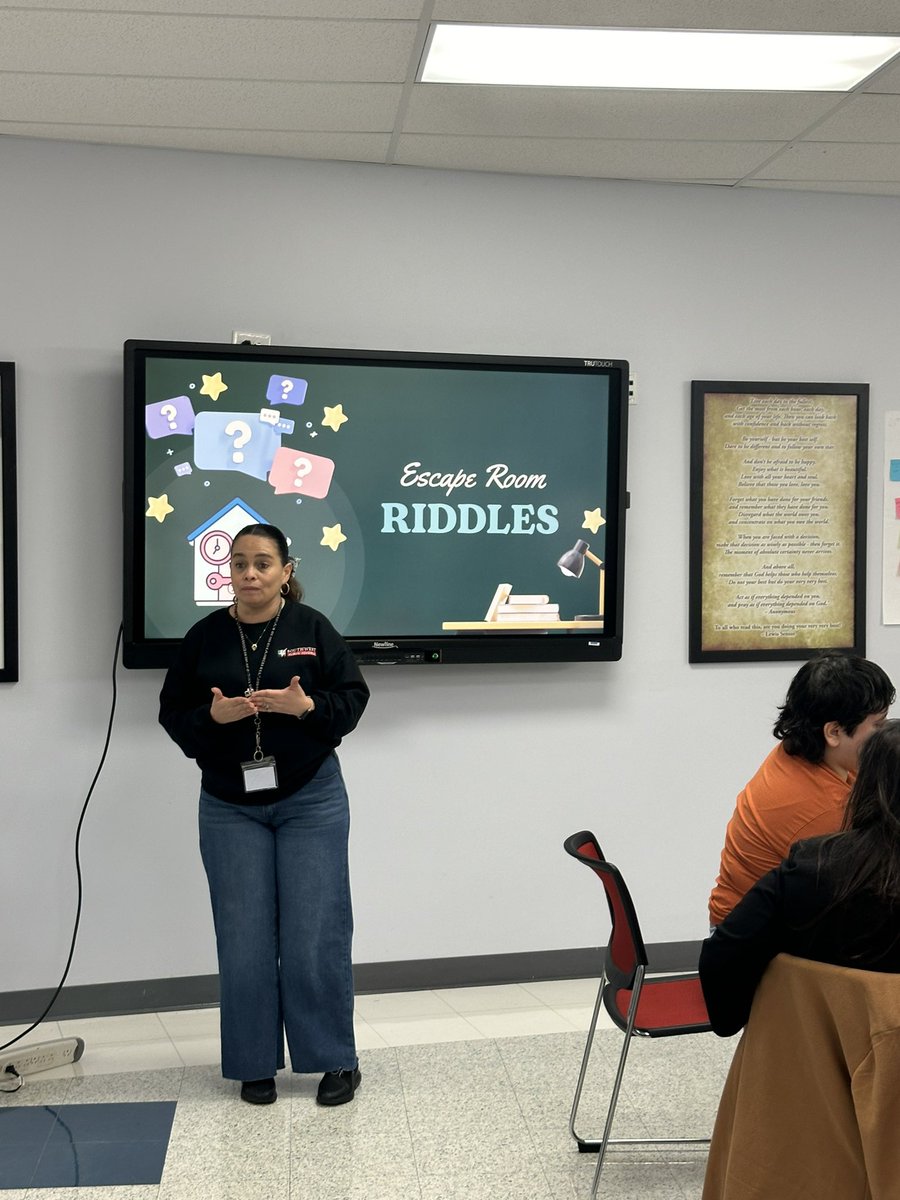 AnneMLeal's tweet photo. @swschoolstx Office of Special Populations Team meeting🙌Working together the ensure academic, linguistic, and socioemotional success for ALL students 💕 Together we will go faster, higher, and become stronger 🤩 https://t.co/XZSQd7MGYv