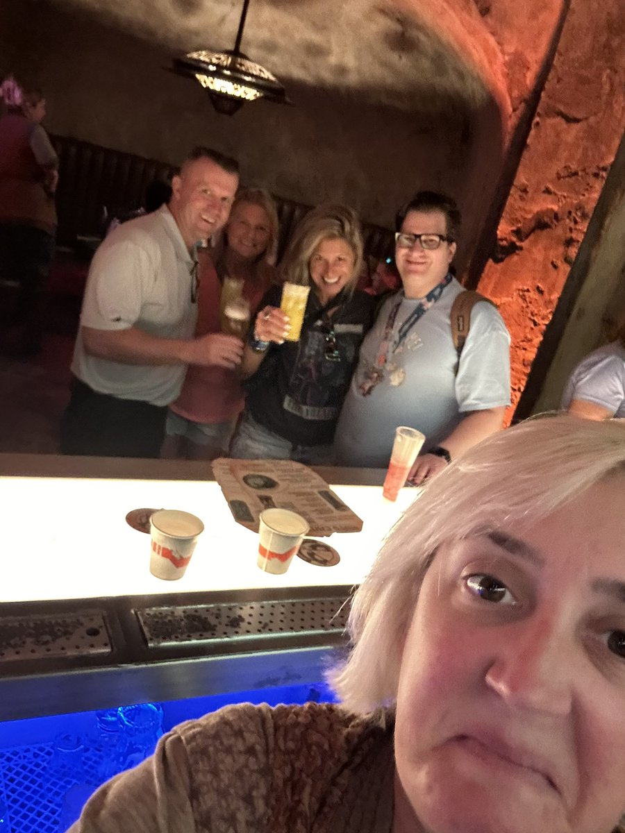 Sincerely, Santina tweet media