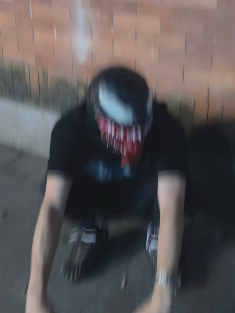 Shawn（接推 tweet media