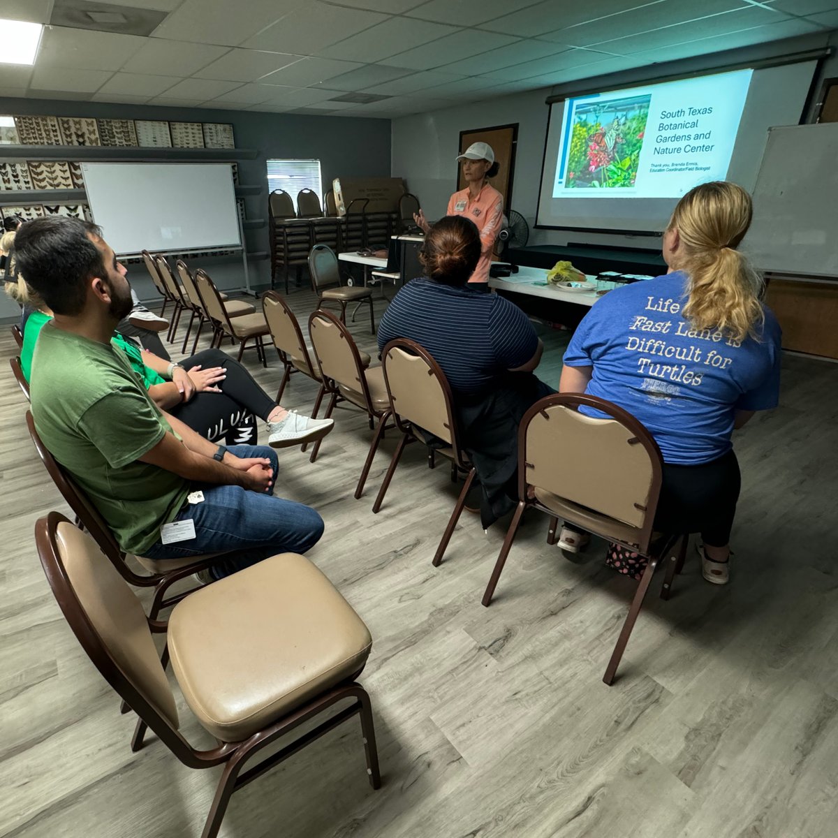 Dr. Debra Plowman's Elementary Science Methods class visited the South Texas Botanical Gardens yesterday to learn about taking students on science field trips. It was a great experiential learning opportunity!
#TAMUCC
#WeTeachTexas