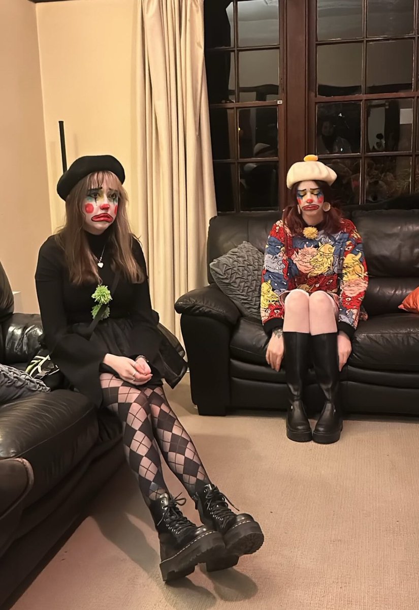 GwenMelon tweet media