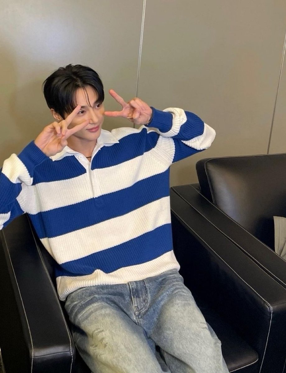 변우석옷장 tweet media