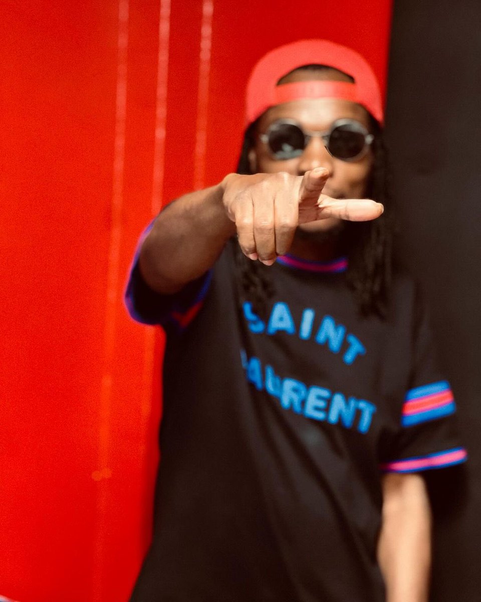 882SanyuFM's tweet photo. All Avenues may be filled with traffic jam, but you wonโt catch it from the Sanyu FMโs #HitMixAt6!
Tune in and turn up with @deejaystarboyug on the #SanyuFMDriveShow https://t.co/mO4ZzpCouX