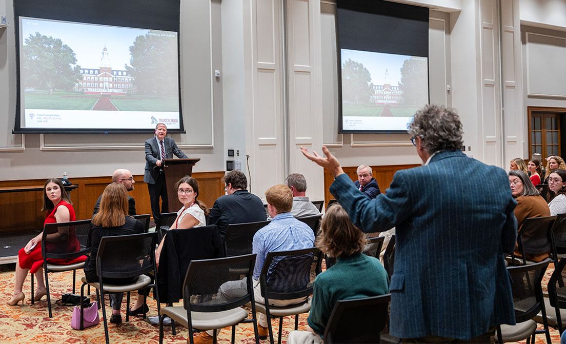 Transy's tweet photo. We had a great discussion with @ABAPresident Bill Bay earlier this week at our annual Pre-Law Society Distinguished Lecture. Transylvania takes pre-law seriously — in fact, every student we’ve recommended to law school has been accepted. @ABAesq https://t.co/SKdMgNAxME