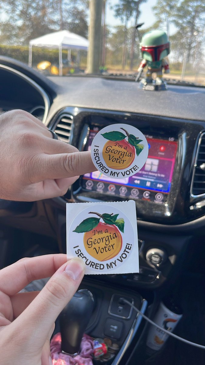 AnnaMarieRobs's tweet photo. @jack_p From last weekend, but we voted early! 💙#Vote https://t.co/wfclDr4mvp