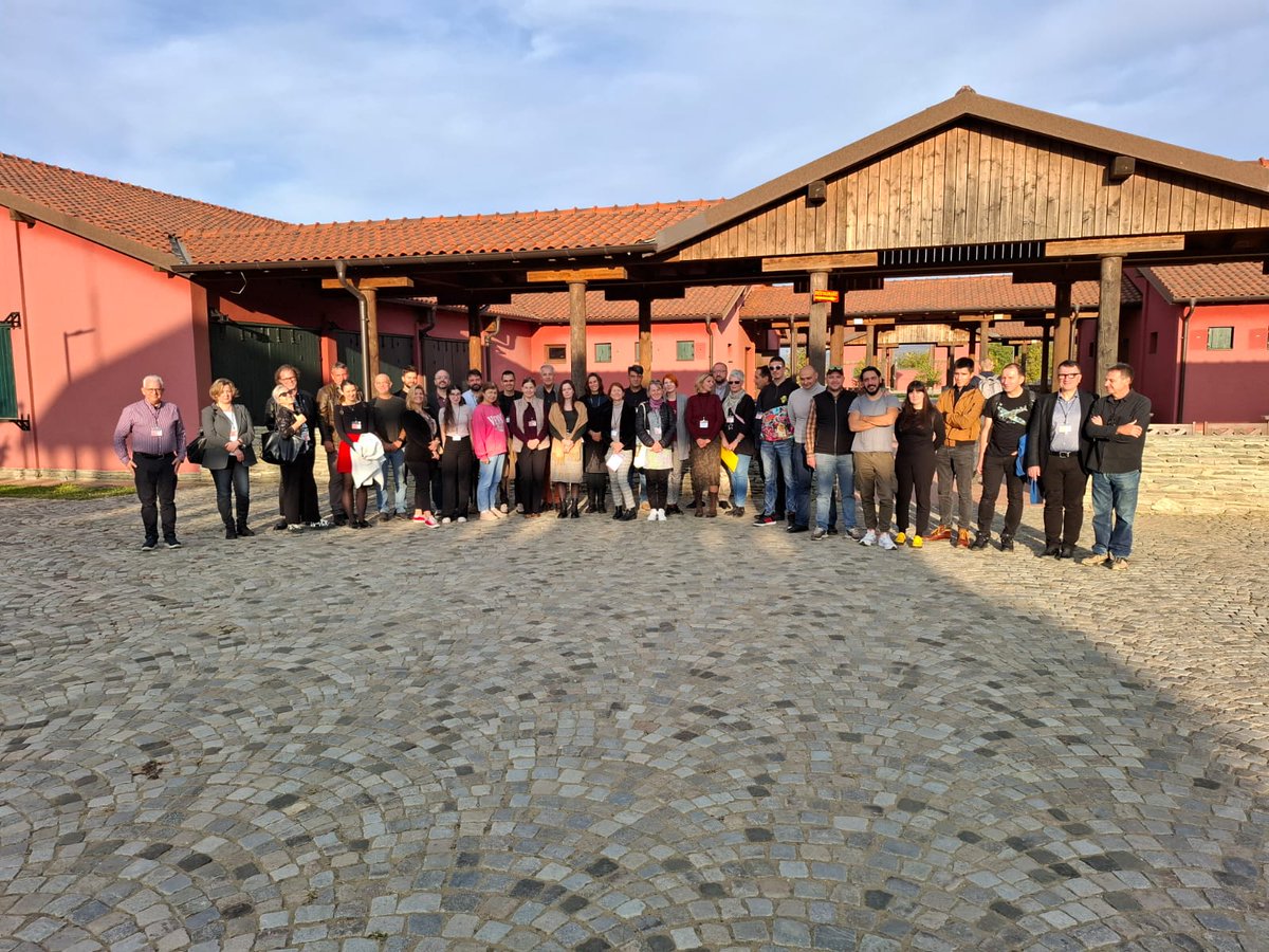 The entire team on the second, and most productive, day of the FLOW Conference. We are together for one more day! Stay tuned!

#programideje
<a href="/fondzanauku_rs/">Fond za nauku Republike Srbije</a>
<a href="/arheoinst/">Institute of Archaeology</a>
