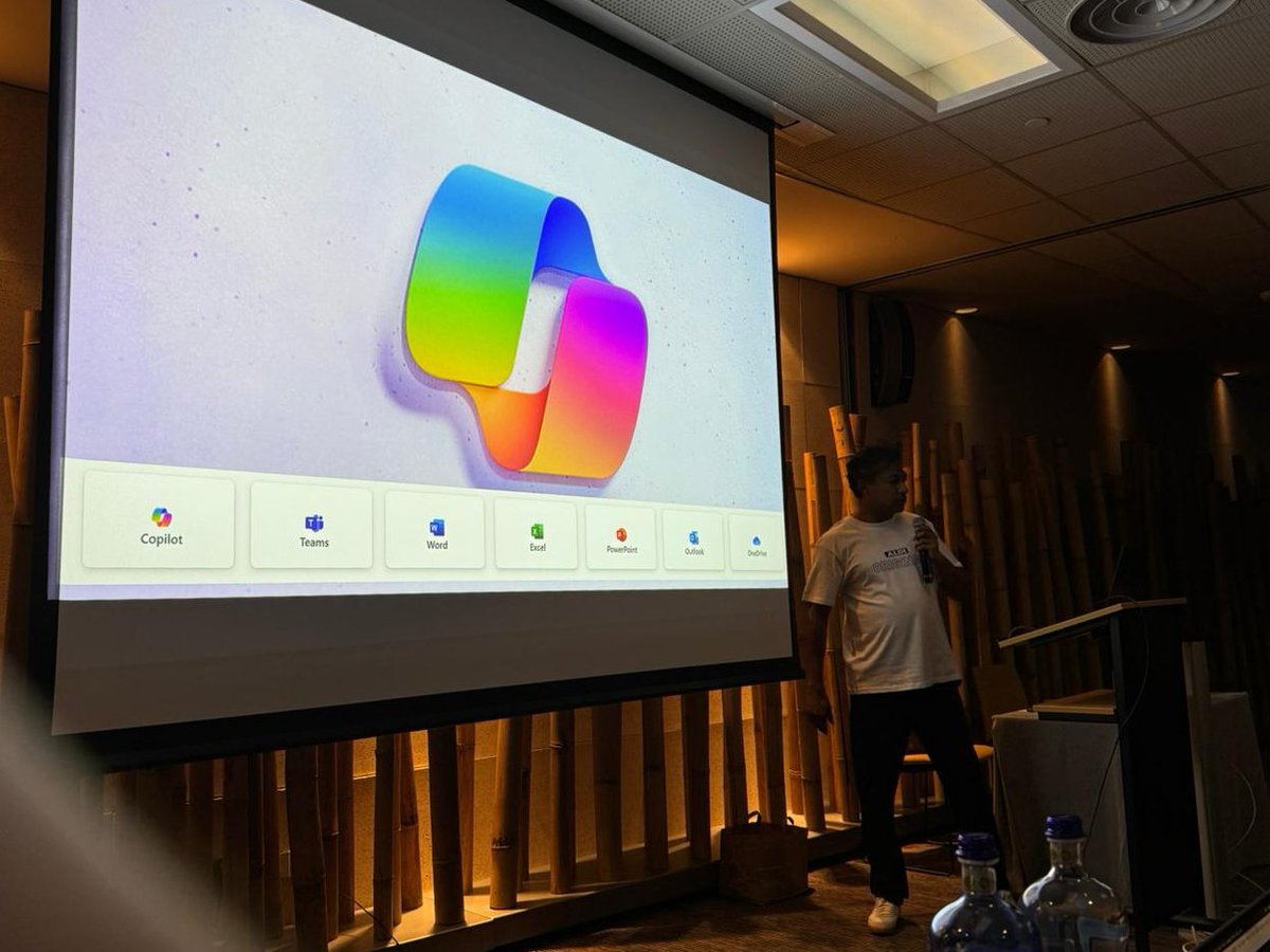 Chris Marks (@chrisjmarks) on Twitter photo Insightful session from <a href="/Microspecialist/">Adnan #InTheCloud</a> talking about the advent of AI and Microsoft's posture <a href="/E2EVC/">E2EMVC EUC Ai Virtualization Cloud Conference</a>. Insightful session from <a href="/Microspecialist/">Adnan #InTheCloud</a> talking about the advent of AI and Microsoft's posture <a href="/E2EVC/">E2EMVC EUC Ai Virtualization Cloud Conference</a>.
