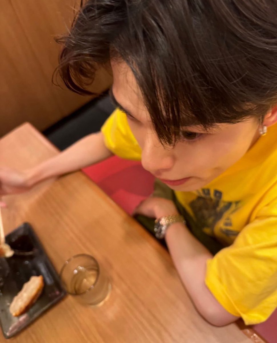 osakahikun's tweet photo. my yellow side #asahi 💛
AUTUMN FEELS WITH ASAHI
#FallingInLoveWithAsahi
#芸術の秋をアサヒと共有
#ASAHI #아사히 #朝光 https://t.co/uU0IaupWXf