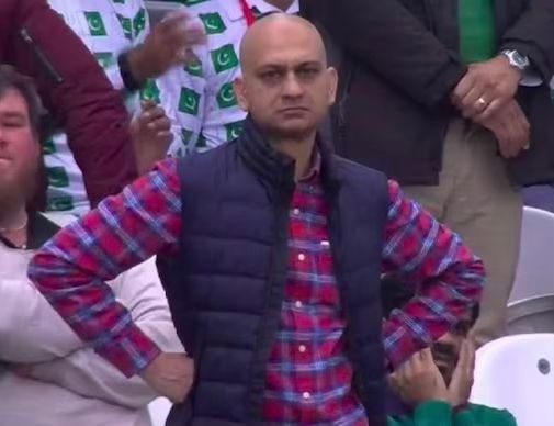 seraphicandco's tweet photo. Us after we ask if customers what their routine is and there’s no spf in sight. https://t.co/peMdydOOxP
