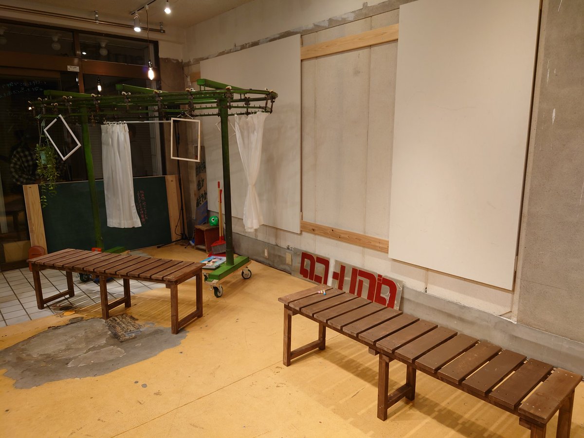 4LMtetx4IkgqTbb's tweet image. →本当にいい子だなあ。
#土本燈子 さんが海荷で、 #関彩葉 さんが瑠璃色。大好きな #わたしの星 コンビ。中庭で遠くの群青君に向ける瑠璃色の瞳が印象的。「好きな人できた？」に「わかんない」と答える瑠璃色の心情が心に滲みる。 #ロロ で観た時も言葉に出さない瑠璃色の切なさがひしひし伝わって→