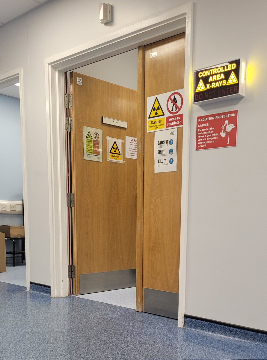 Let's drop the "NHS is not fit for purpose" bullsh*t peddled by the right! This month I've had 3xGP appts, an xray, blood test &amp; 2 lots of meds - all for £0. Got xray appt within 4 days. NHS needs INVESTMENT. It needs to build on the fab NHS staff doing a great job ❤️ #Labour