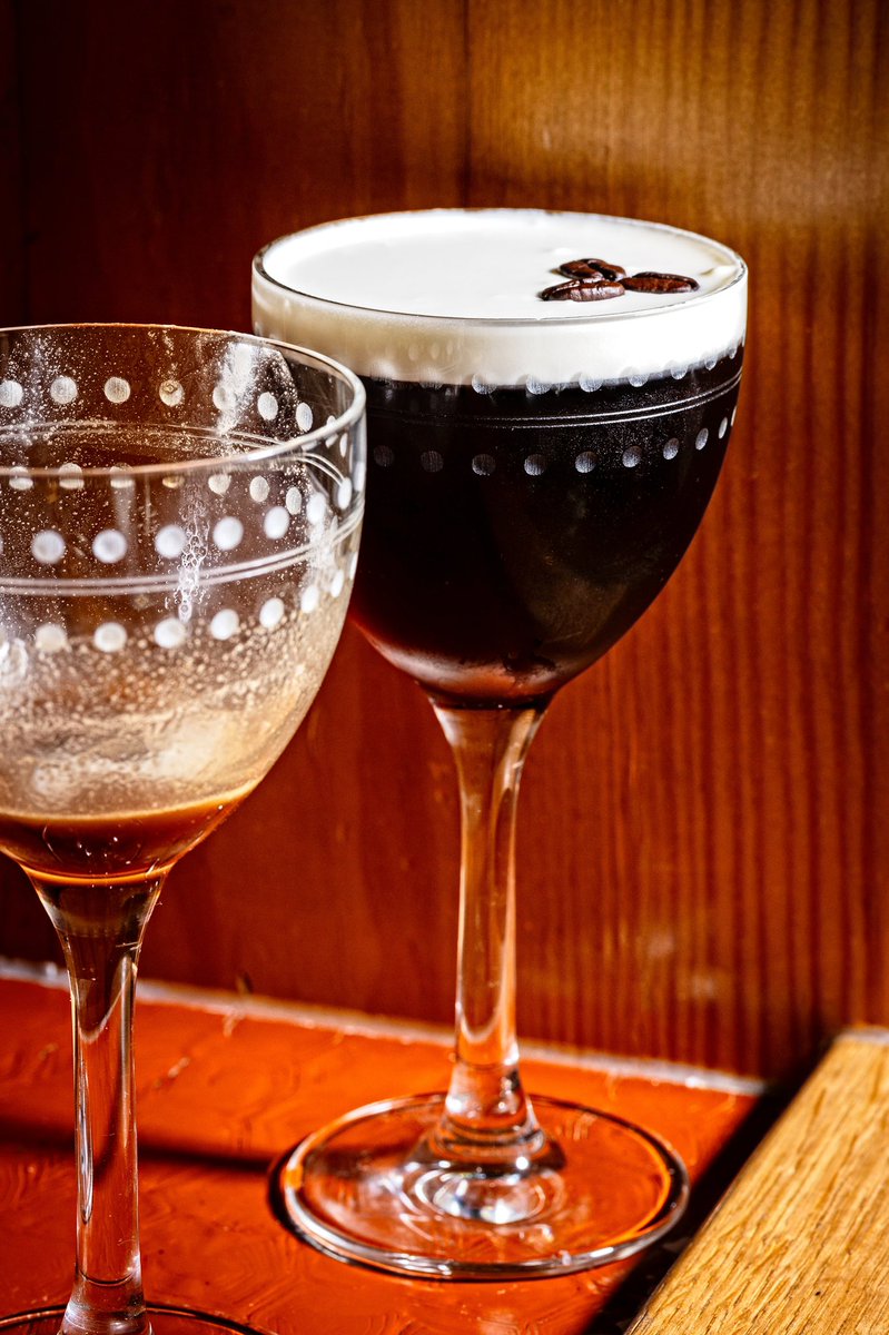 janejanedc's tweet photo. Forget anything you think about the White Russian cocktail and come try ours IMMEDIATELY.
A layered concoction of vodka, coffee liqueur, & cream, this is an elegant, delicious treat.
#janejane #janejanedc #logancircle #dc #dcbars #dclife #visitdc #drinkerdc #dccocktails https://t.co/yjpl3s2nbO
