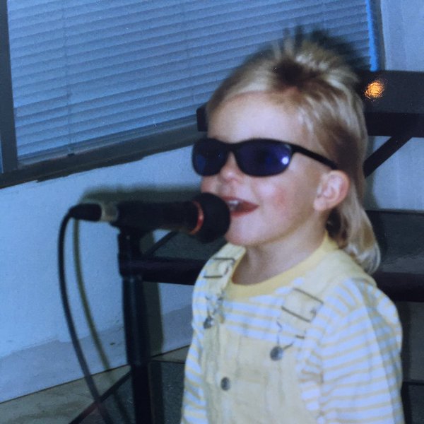 R5ColombiaFC's tweet photo. Pueden creer que Rocky tenga ya, 30 años  😮
#HappyBirthdayRockyLynch https://t.co/hDaKyTUwew