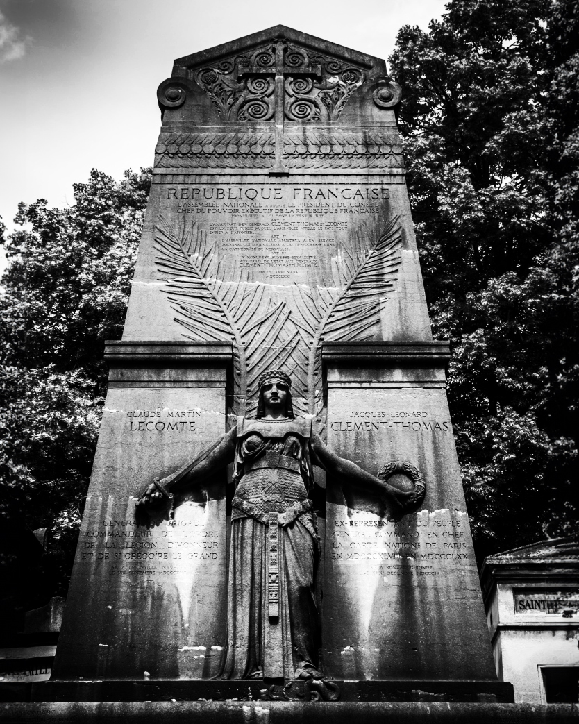 Jea_Pics's tweet photo. Monumental tomb on the Pere Lachaise, Paris.

#grabmal #friedhof #bnwmood #bnwphotography https://t.co/sd6jSABfPe
