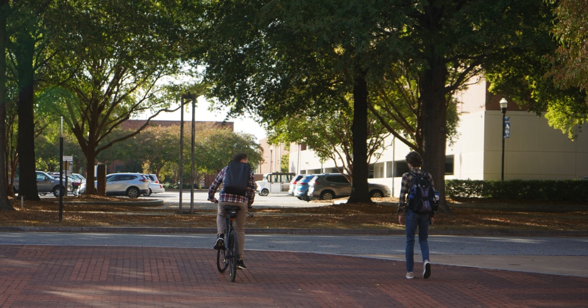 ColumbusState's tweet image. Falling for #FreeApplicationMonth🍂🫶

Apply for FREE all November long!👉columbusstate.edu/admissions/app…